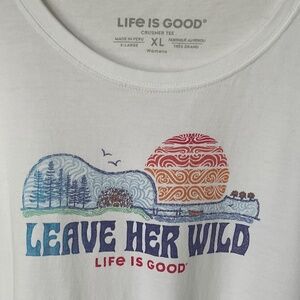 Women’s Life is Good Tee